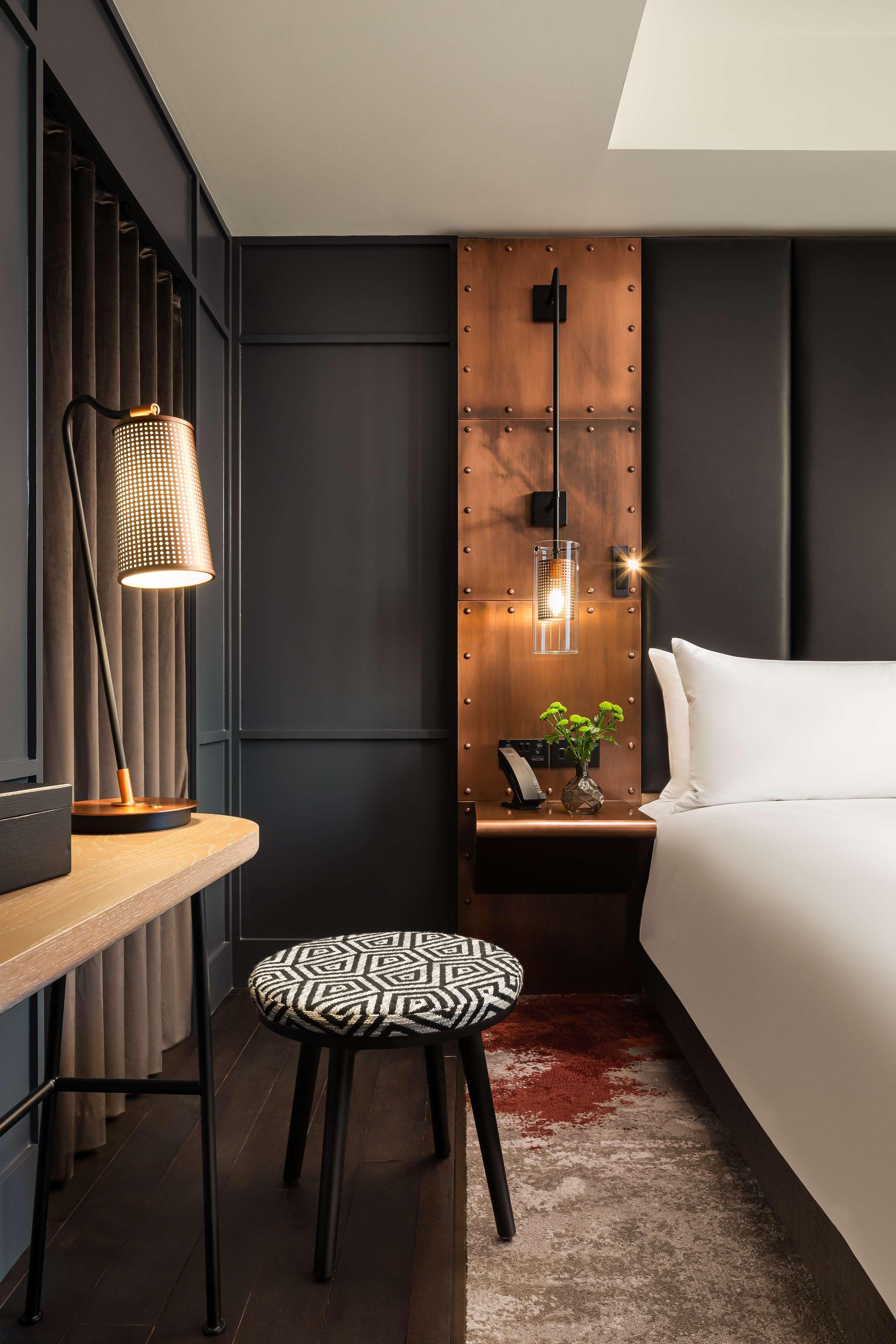 The Gantry London Curio Collection By Hilton Hotel Exterior foto