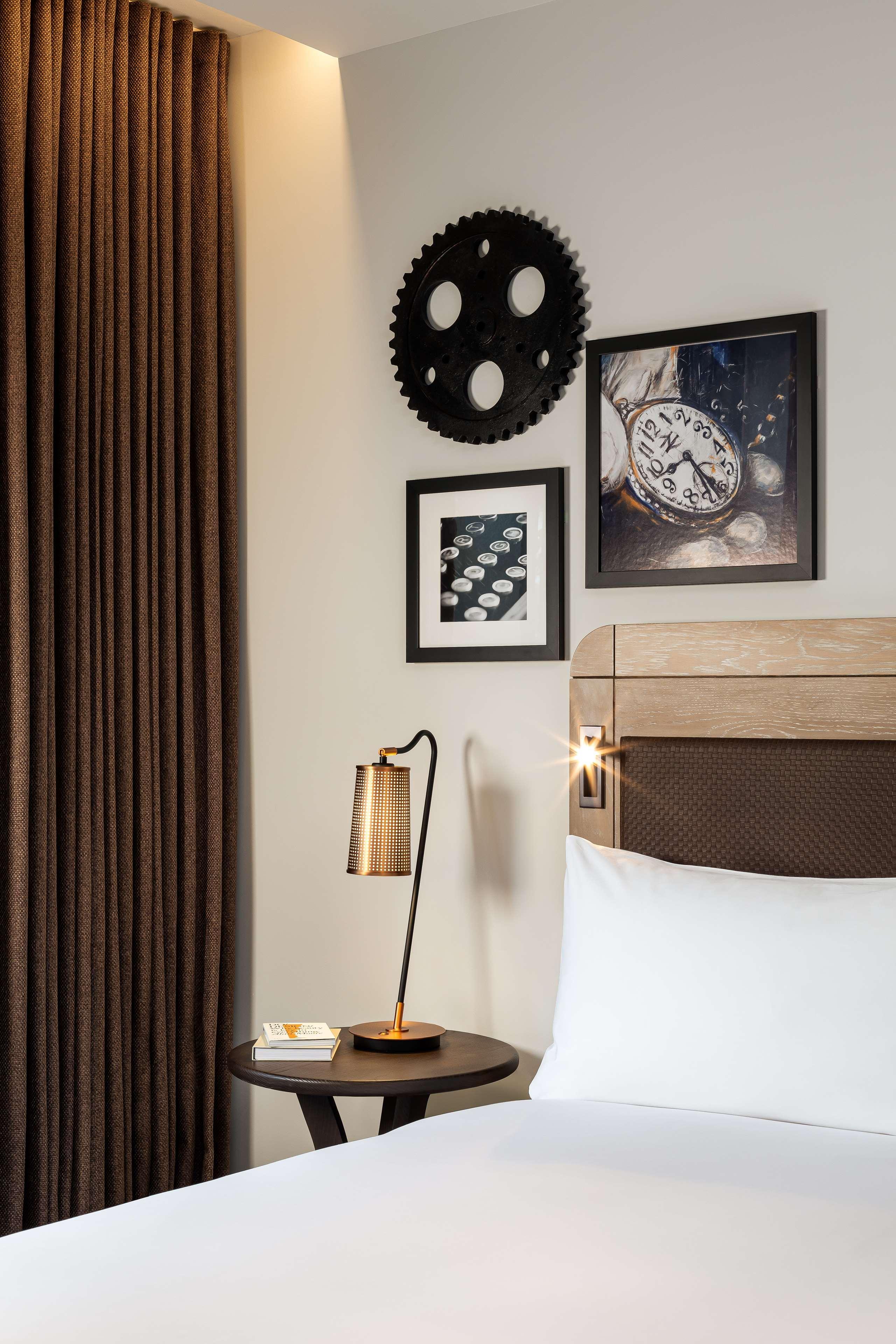 The Gantry London Curio Collection By Hilton Hotel Exterior foto