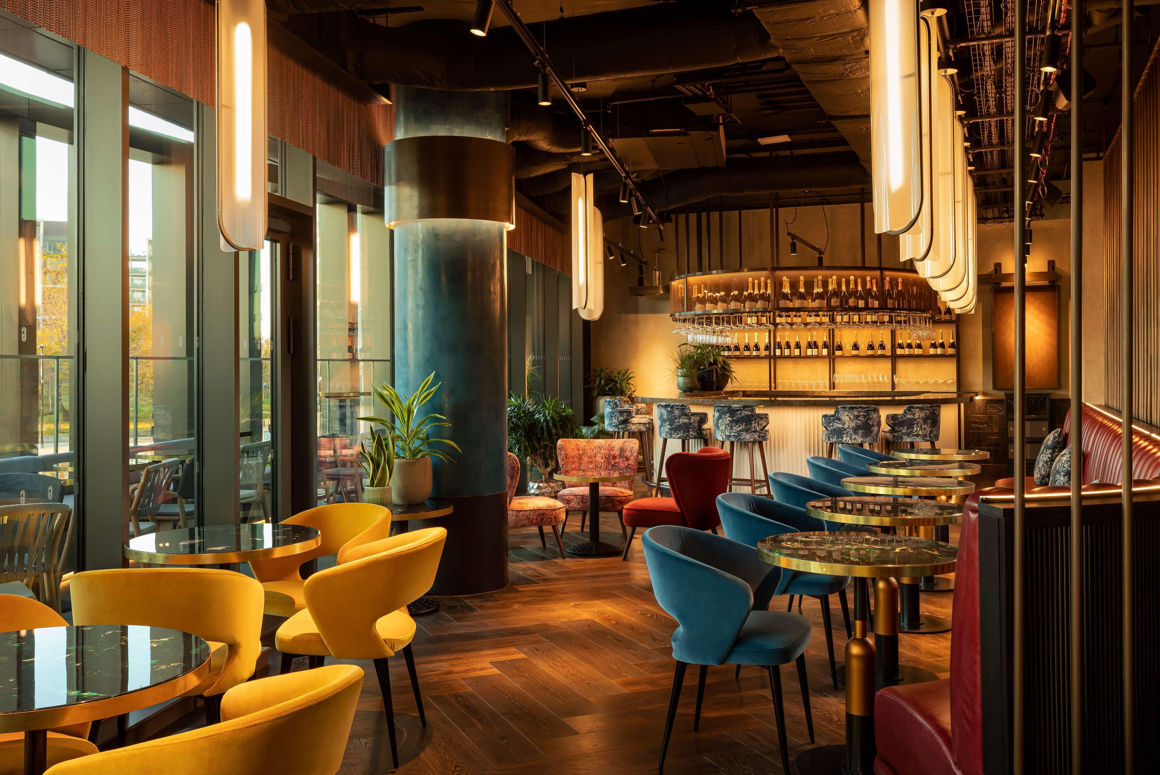 The Gantry London Curio Collection By Hilton Hotel Exterior foto